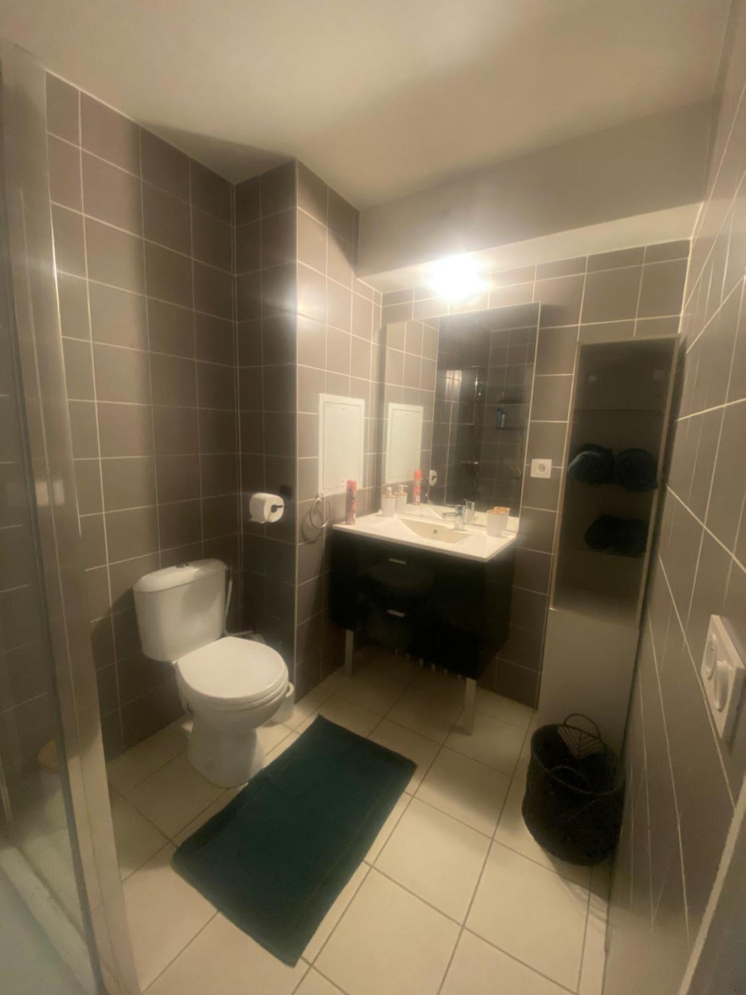 Chambre Privee Sdb Kitchenette Proche De Paris Saint-Ouen  Kültér fotó